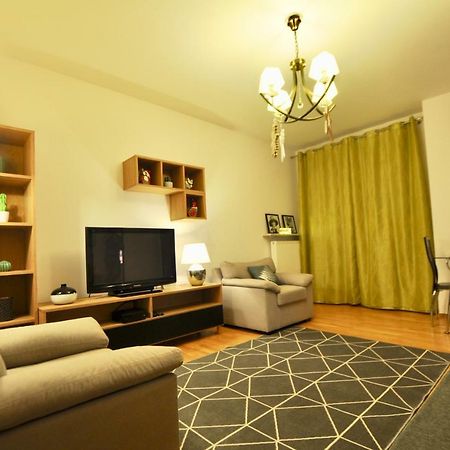 Mlociny Metro Apartment Warschau Exterior foto