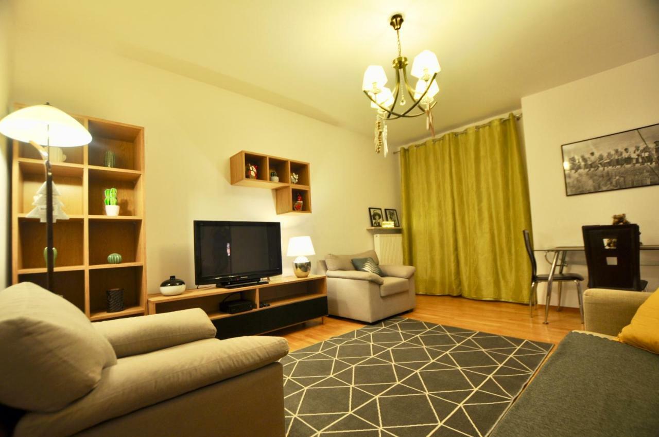Mlociny Metro Apartment Warschau Exterior foto